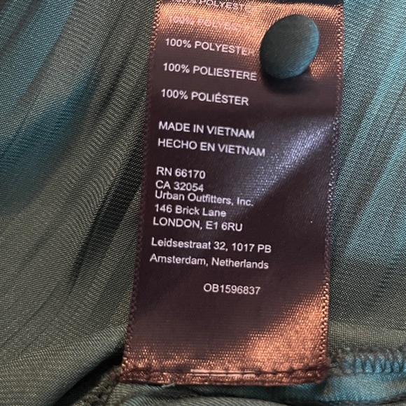 Anthropologie flare sleeve button up blouse - Picture 7 of 7